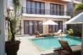 Gorgeous 3bedroom Villa-heart of beach-side Sanur ホテルの詳細