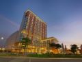 HARRIS Hotel & Conventions Bekasi ホテルの詳細