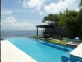 Infinity pool villa with sea view at Uluwatu ホテルの詳細