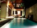 Luxury Villa Cantik Petitenget Bali ホテルの詳細