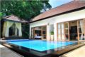 M Two 3 Bedroom Villas Seminyak ホテルの詳細