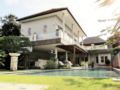 Melati Villa with big pool and big garden ホテルの詳細