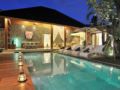 Poolside Luxury in the centre of Upscale Seminyak ホテルの詳細