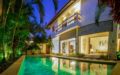 Private family villa near DoubleSix Beach Seminyak ホテルの詳細