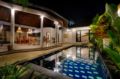 Singgah 10Three Bedroom Villa With Private Pool ホテルの詳細