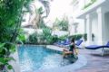 Suites in Seminyak with PoolGardenTerrace ホテルの詳細