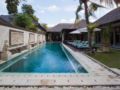 Villa Dewata Seminyak ホテルの詳細