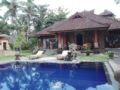 Villa Tatiapi Ubud ホテルの詳細