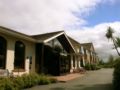 Cedar Lodge Hotel & Restaurant ホテルの詳細