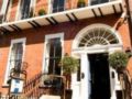 Cliff Townhouse ホテルの詳細