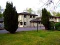 The Lodge Guesthouse ホテルの詳細
