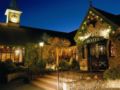 Treacys Oakwood Hotel ホテルの詳細