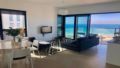 Luxury Apt. New Tower Best Location Sea View 3BR ホテルの詳細