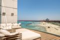 Panoramic Sea View w/ Pool & Gym Access ホテルの詳細