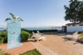 Beachfront, Villa Calliope - Light Blue Apartment ホテルの詳細