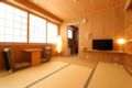 028601SakuragawaKinkaku FamilyRoom/Namba,Kuromon ホテルの詳細