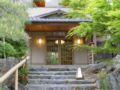 Arashiyama Hot Spring Arashiyama Benkei Ryokan ホテルの詳細