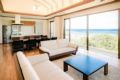 LUXE, VILLA in Sakiyama & Oceanfront living Room ホテルの詳細