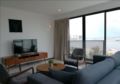 2BR Seaview Suite Gurney Drive ホテルの詳細