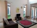 4 AC Rooms Bungalow with Wifi Near Stadium H.Jebat ホテルの詳細