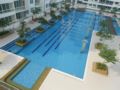 4BR Embassy View Suite 7, LARGE POOL, FREE Parking ホテルの詳細