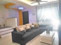 BM AlmaHappyHome NewReno 2Storey House Near Jucso ホテルの詳細