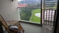 Brand new condo unit with Golf Course View ホテルの詳細