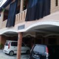 D'aman Homestay Parit Raja Darat ホテルの詳細