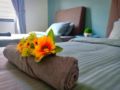 Desaru Homestay 4 Bedrooms 11px nr Waterpark/Beach ホテルの詳細