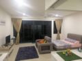 DHP COZY HOME TREFOIL 1 SETIA ALAM 3pax WIFI ホテルの詳細