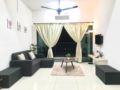 Family Home By Homez Suite | 3R2B | Bukit Mertajam ホテルの詳細