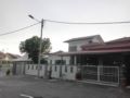 Homestay Bandar Melaka 4BR Muslim ホテルの詳細