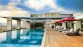 LARGE 2BR D'Majestic Suites 10 INFINITY POOL ホテルの詳細