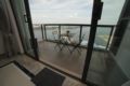 Magnificent Sea-view 2 bed CondoR&F Princess Cove ホテルの詳細