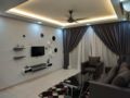 New Unique & Cozy home Taman Daya Johor Bahru ホテルの詳細