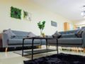 Puchong Setiawalk 8-12 pax 5min LRT Cozy Apartment ホテルの詳細