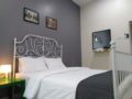 Roomah HomestayMalacca City,WiFi,4 room AirCond ホテルの詳細