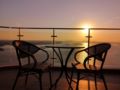 Seaview Sunset /WIFI/ 4pax Beletime Mall Danga Bay ホテルの詳細