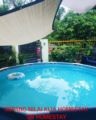 SEPANG NILAI KLIA HOMESTAY 6ROOM AIRCOND WITH POOL ホテルの詳細