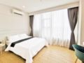 Suites Above Mall/Near Airport /Free Parking/5 Pax ホテルの詳細