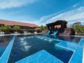 Tok Aman Bali Beach Resort Beachfront ホテルの詳細