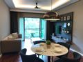 V15 HOMELIVE VISTA LUXURY SUITE 3BR (FREE WIFI) ホテルの詳細