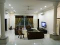 Villa Sufi,Sungai Buloh (Private Room 2 adults) ホテルの詳細