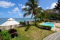 Belle villa avec piscine en bord de mer. ホテルの詳細