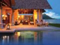 Maradiva Villas Resort & Spa ホテルの詳細