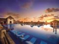 Now Sapphire Riviera Cancun Resort And Spa - All Inclusive ホテルの詳細