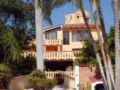 Villa Corona del Mar Hotel and Bungalows ホテルの詳細