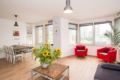 Large and sunny 2 bedrooms apartment in Rotterdam ホテルの詳細