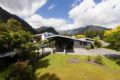 Scenic Hotel Franz Josef Glacier ホテルの詳細