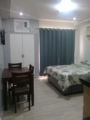 Condo in Makati city with Free WiFi & Netflix ホテルの詳細